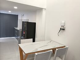 Smiley Apartment District 2