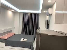 Smiley Apartment District 2