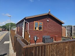 Captivatingly Stunning 2-bed Cabin in Bridlington