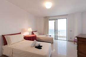 Blue Oasis Luxury Villa