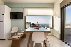 Luxurious Rikas Villa