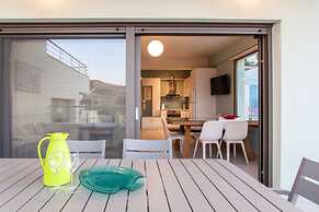 Luxurious Rikas Villa