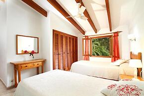 Villa - 4 Bedrooms with Pool and WiFi - 108753