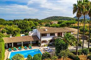 Villa - 4 Bedrooms with Pool and WiFi - 108753