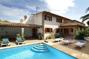 Villa - 4 Bedrooms with Pool and WiFi - 108753