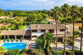 Villa - 4 Bedrooms with Pool and WiFi - 108753