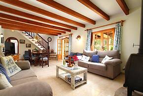 Villa - 4 Bedrooms with Pool and WiFi - 108753