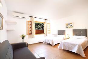 Villa - 4 Bedrooms with Pool and WiFi - 108763