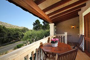 Villa - 4 Bedrooms with Pool and WiFi - 108763