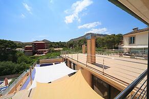 Villa - 4 Bedrooms with Pool, WiFi and Sea views - 108773