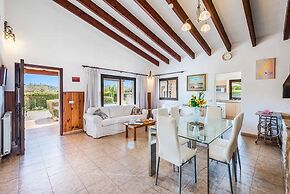 Villa - 3 Bedrooms with Pool and WiFi - 108764