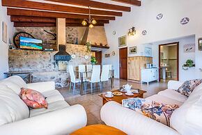 Villa - 3 Bedrooms with Pool and WiFi - 108764