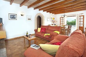 Villa - 3 Bedrooms with Pool - 108774