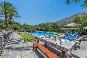 Villa - 4 Bedrooms with Pool and WiFi - 108751