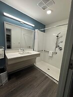 WoodSpring Suites Jacksonville Baymeadows