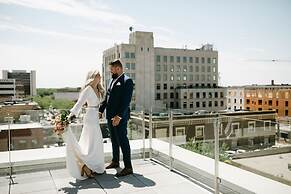 Jasper Hotel