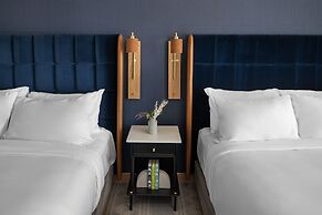 Jasper Hotel