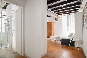 Moma2 - byMyHomeInComo