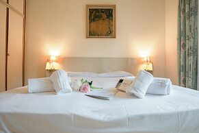 Paradiso Al Mare Shared Pool