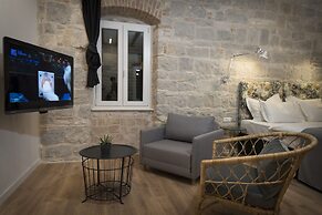 Emarconi history&luxury in Split center