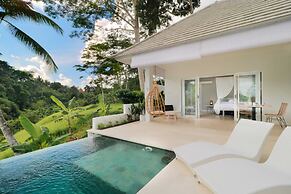 Romantic Jungle Villa, 1 BR, Ubud With Staff