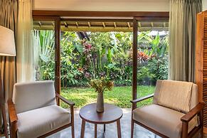 Luxury Jungle Villa, 3 BR, Ubud With Staff