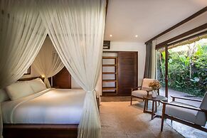 Luxury Jungle Villa, 3 BR, Ubud With Staff
