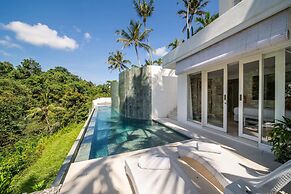 Magical Jungle Villa, 4 BR, Ubud With Staff