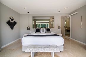 Magical Jungle Villa, 4 BR, Ubud With Staff