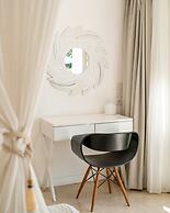 Magical Jungle Villa, 4 BR, Ubud With Staff