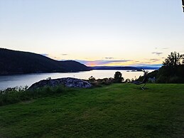Cabin Oslofjord -sleeps14-seaview-familyfriendly