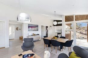 Cabin Oslofjord -sleeps14-seaview-familyfriendly
