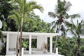 Limitless Jungle Villas Complex, 5 BR, Ubud With Staff