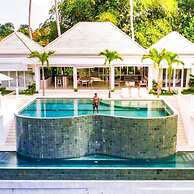 Limitless Jungle Villas Complex, 5 BR, Ubud With Staff