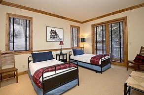 803 Holden Rd. 5 Bedroom Home by RedAwning