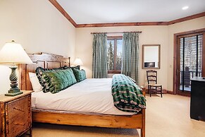 803 Holden Rd. 5 Bedroom Home by RedAwning