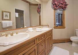 803 Holden Rd. 5 Bedroom Home by RedAwning