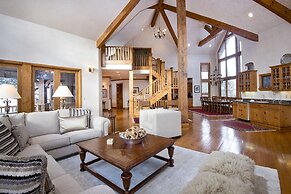 803 Holden Rd. 5 Bedroom Home by RedAwning