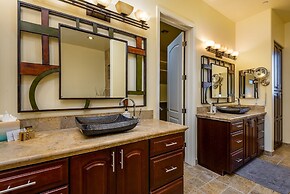 Casa Sunridge 5 Bedroom Home by Redawning