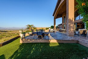 Casa Sunridge 5 Bedroom Home by Redawning