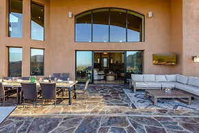 Casa Sunridge 5 Bedroom Home by Redawning