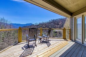 Tree Tops by HoneyBear Cabins