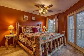 Tree Tops by HoneyBear Cabins