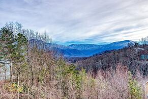 Tree Tops by HoneyBear Cabins