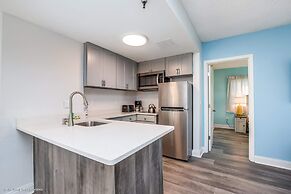 Stylish Condo CDC Standards Private Balcony 2BD 2BA 6en165