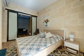 Central and Cosy 2BR Apartment in Valletta