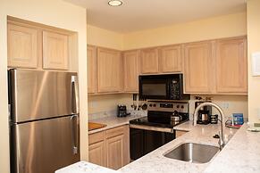 1538 Lakeshore 1 Bedroom Condo by RedAwning