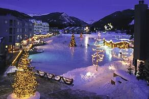 1538 Lakeshore 1 Bedroom Condo by RedAwning