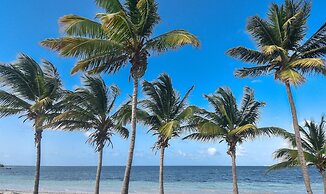 Lord Nelson Hotel & Residences