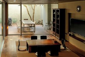 Azabu Modern House